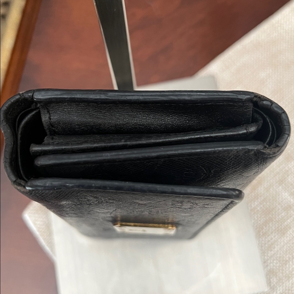Low Start MCM Black Leather Logo Plate Continental Wallet with Gold Hardware GUC - Picture 13 of 15